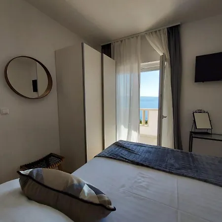 Apartment Cvita Omis