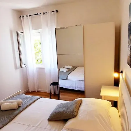 Cvita Apartment *