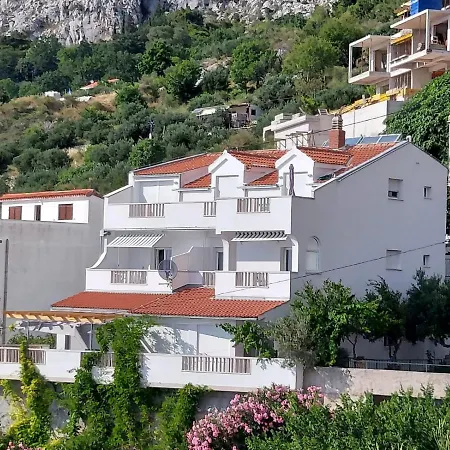 Apartment Cvita Omis